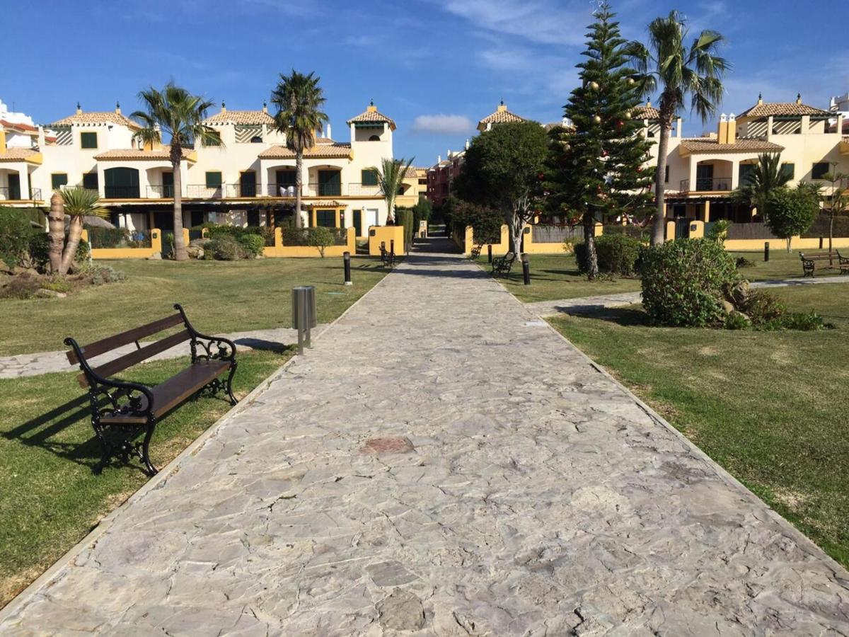 Atlanterra Bajo. Salida Directa. Urbanización De Lujo. Piscinas Canchas Pádel. Wifi Y A/A Zahara de los Atunes Esterno foto