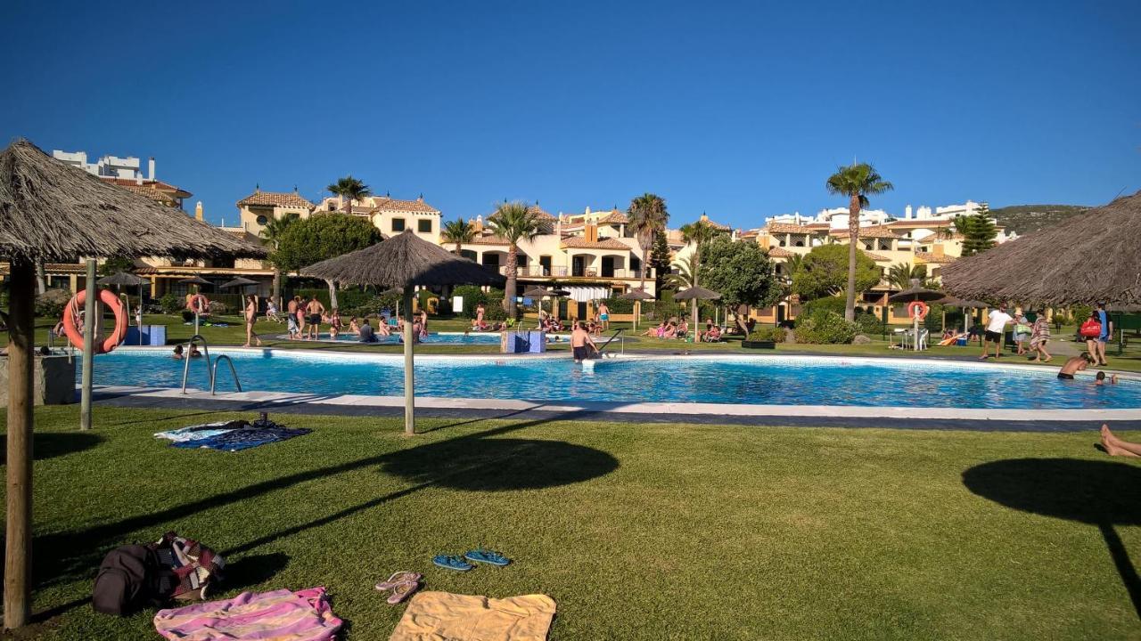 Atlanterra Bajo. Salida Directa. Urbanización De Lujo. Piscinas Canchas Pádel. Wifi Y A/A Zahara de los Atunes Esterno foto